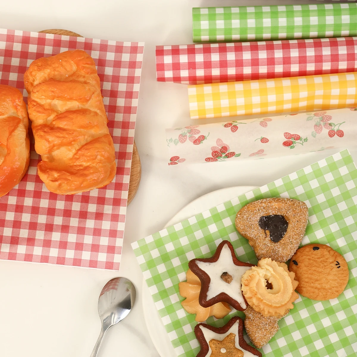 Kitchen Gadgets Gift - 50Pcs Oilproof Wrapping Paper for Bread