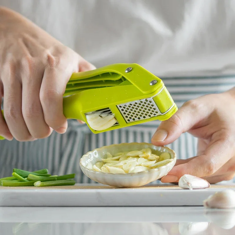2 in 1 Garlic Ricer and Slicer - Kitchen Gadgets Gift recension och pris